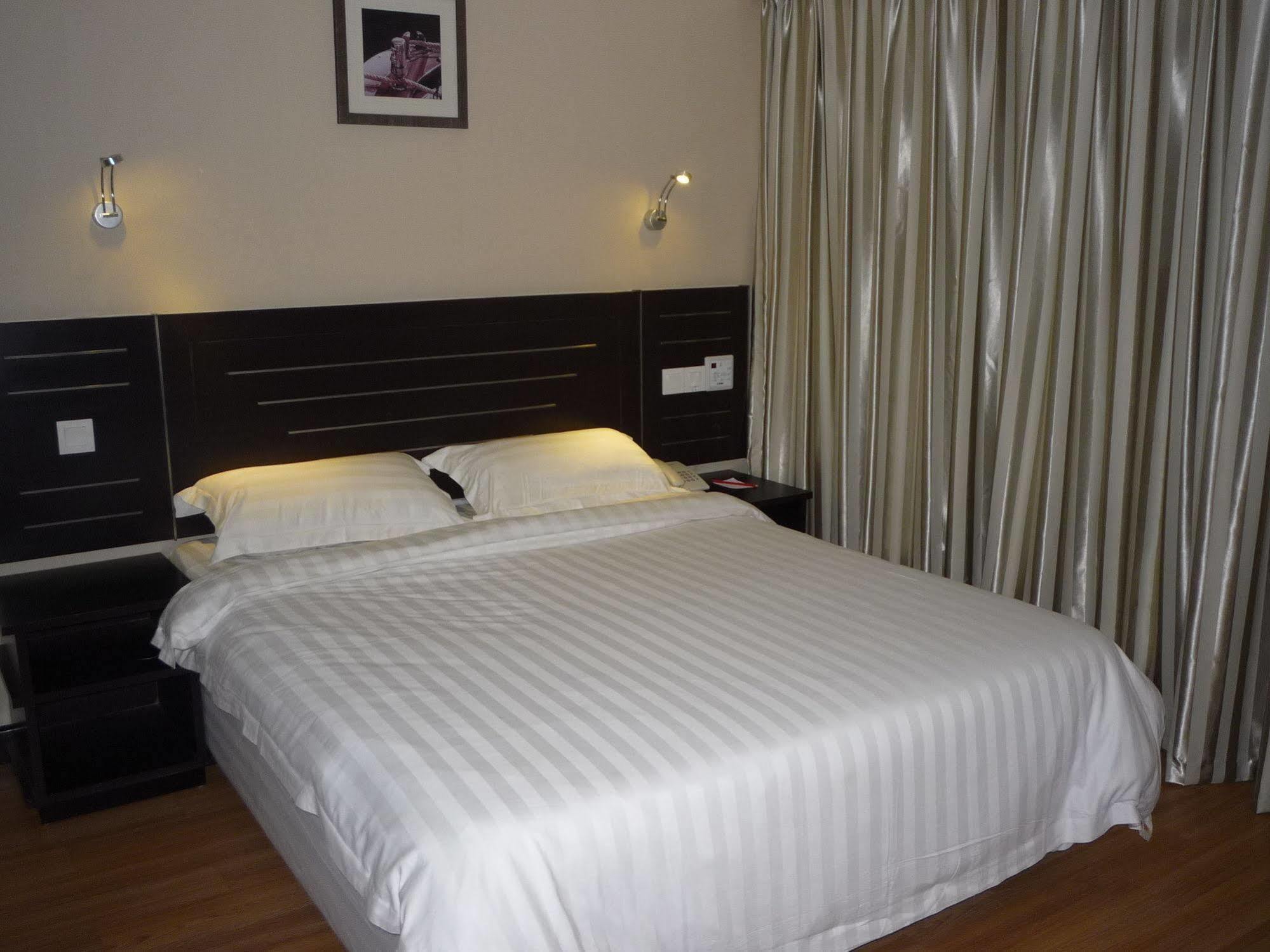 Labuk Hotel Sandakan Eksteriør bilde
